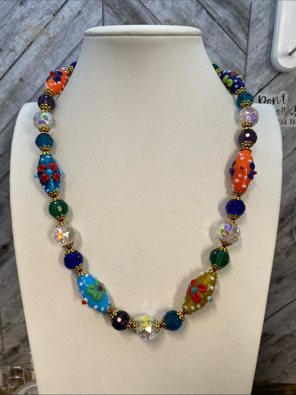 #1 FLASH  Hand-Knotted Aprilsplace Original Flower  Lampwork Glass Necklace - Picture 5 of 13